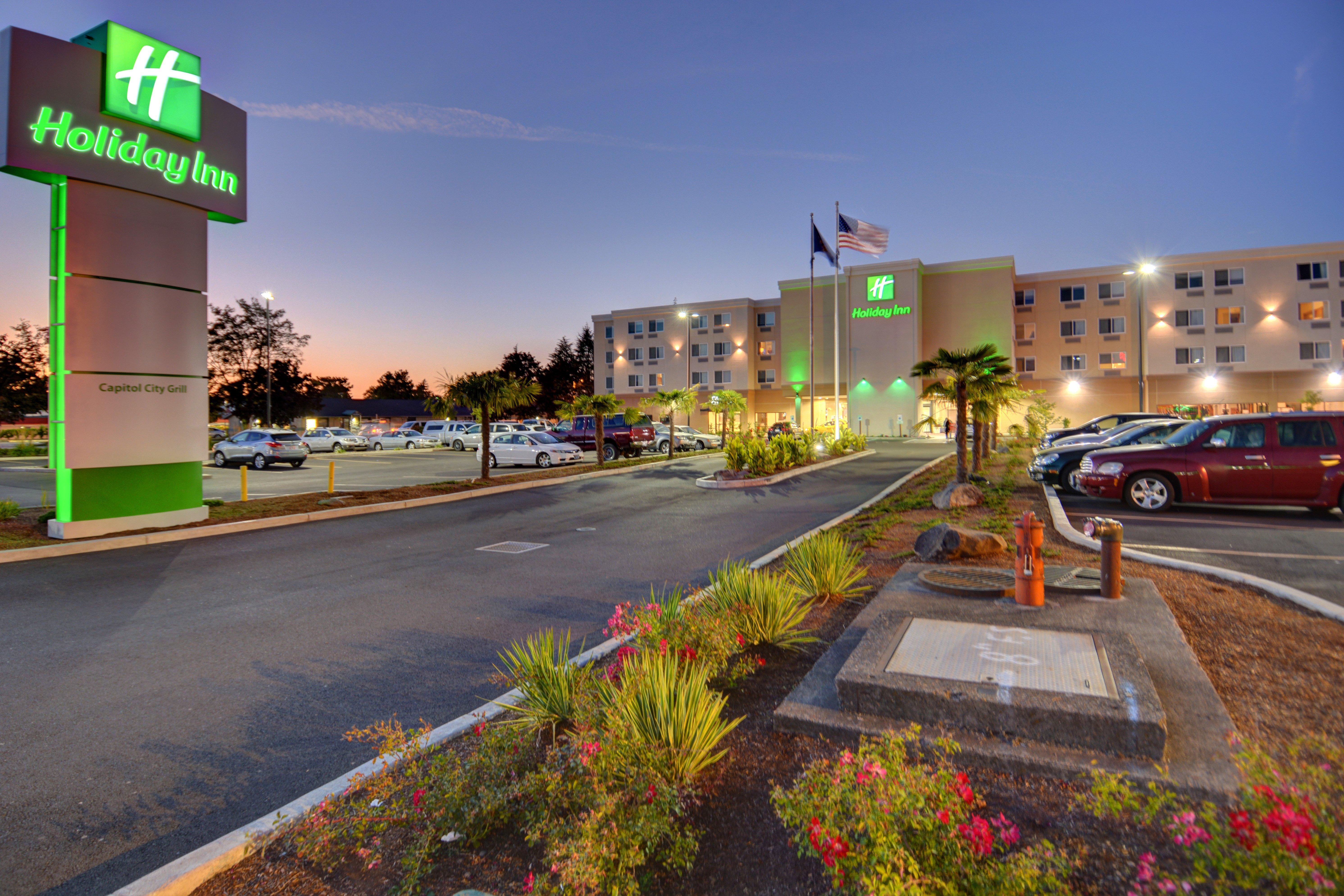 Holiday Inn - Salem, an IHG Hotel Bagian luar foto