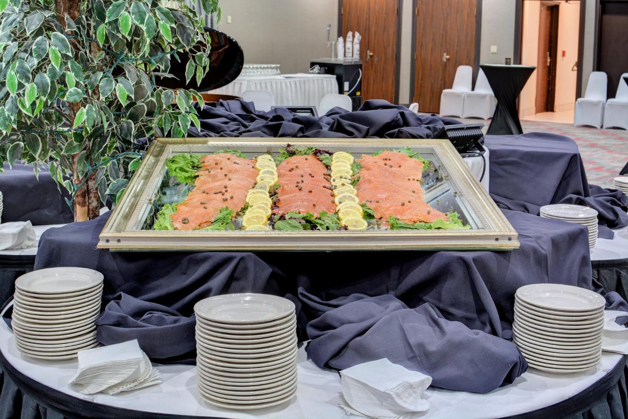 Holiday Inn - Salem, an IHG Hotel Bagian luar foto