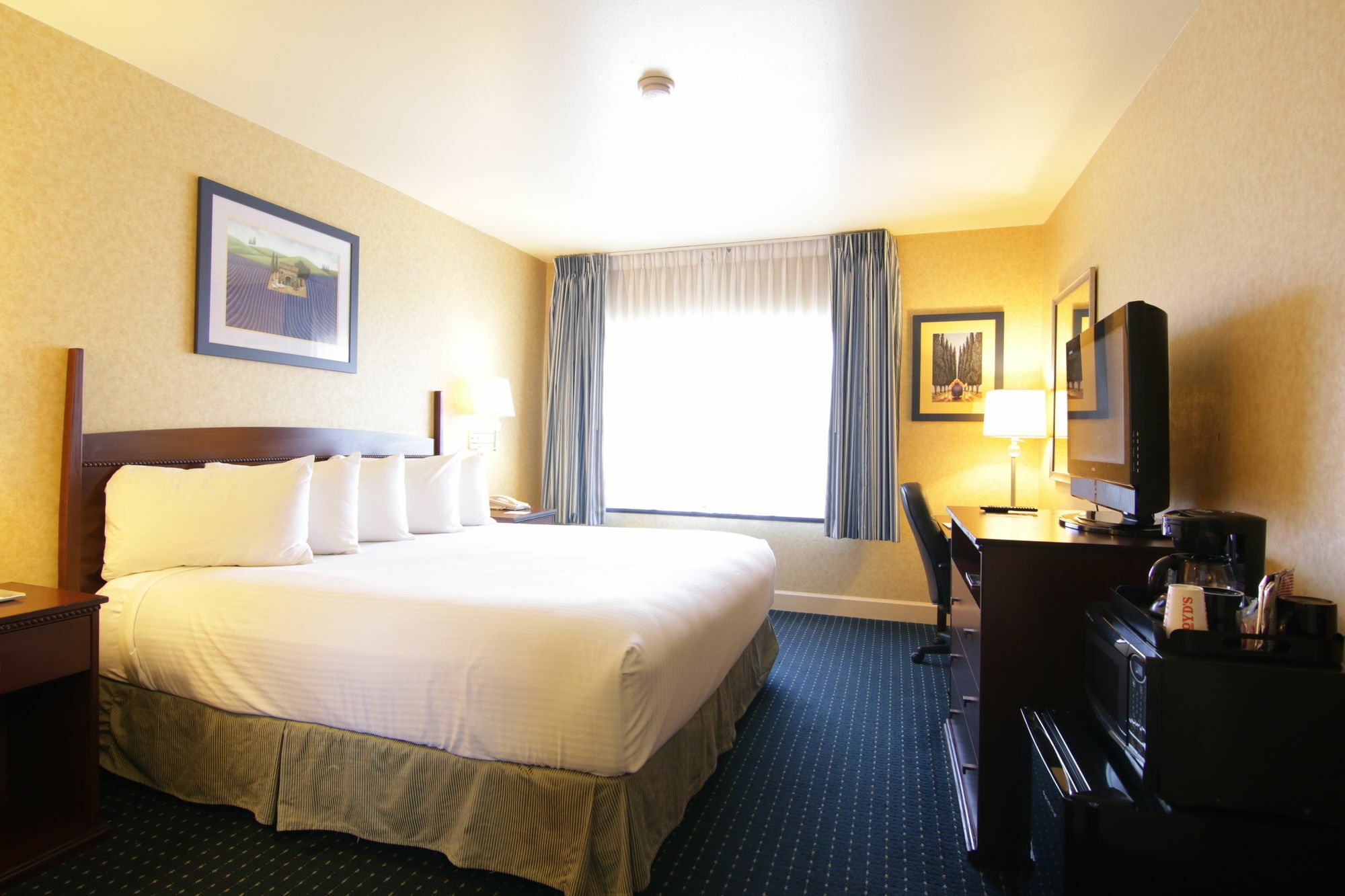 Holiday Inn - Salem, an IHG Hotel Bagian luar foto
