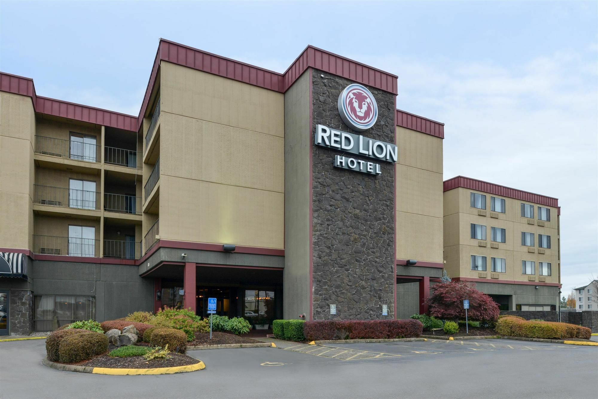 Holiday Inn - Salem, an IHG Hotel Bagian luar foto