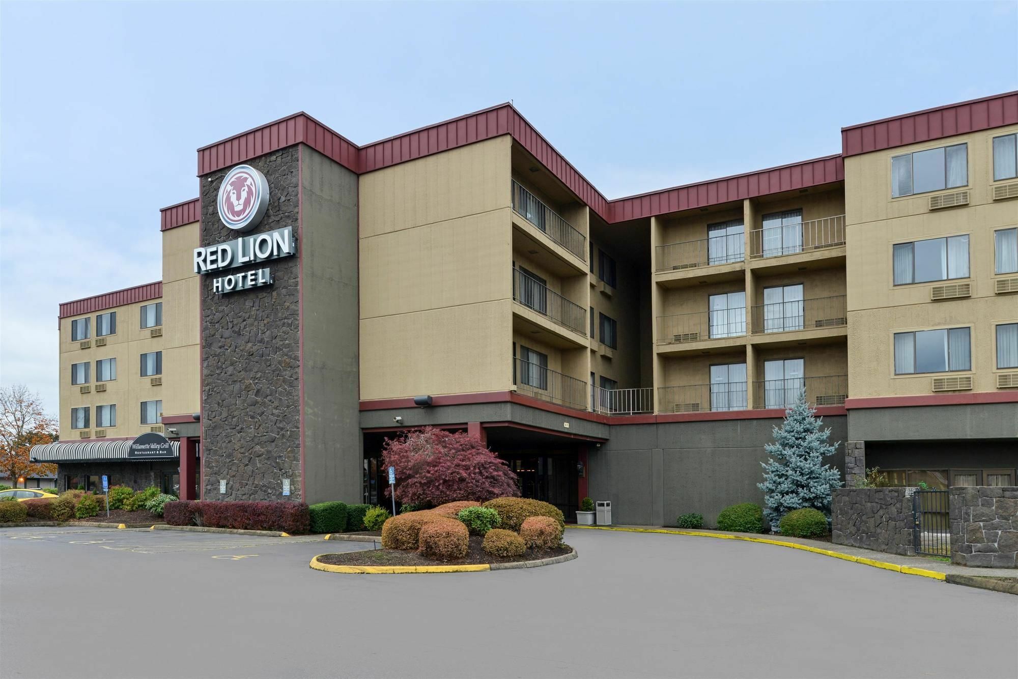 Holiday Inn - Salem, an IHG Hotel Bagian luar foto