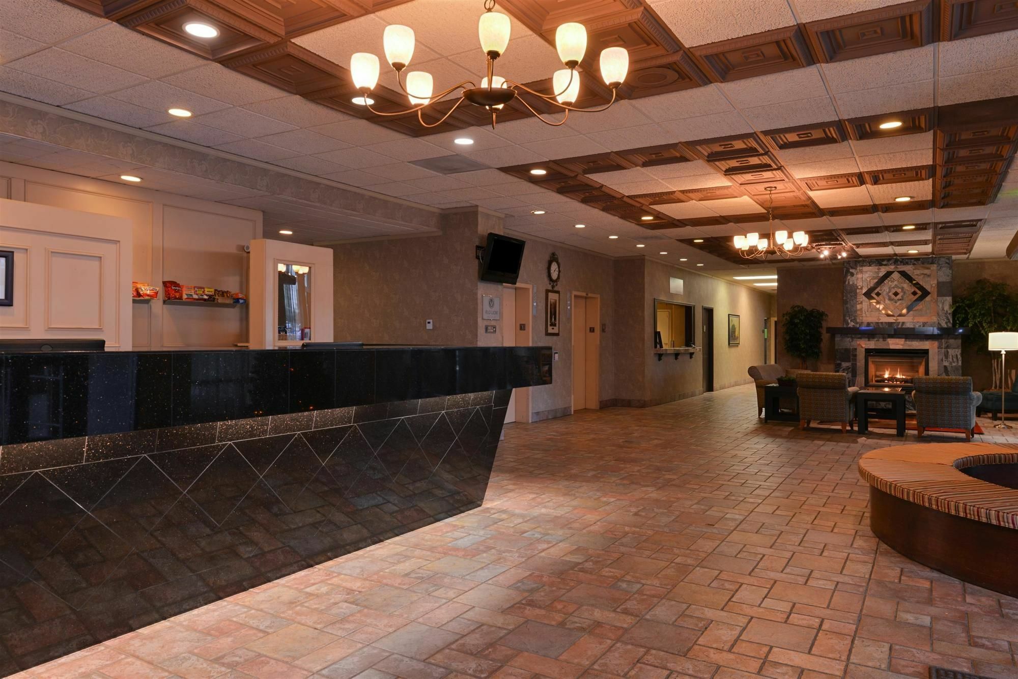 Holiday Inn - Salem, an IHG Hotel Bagian luar foto