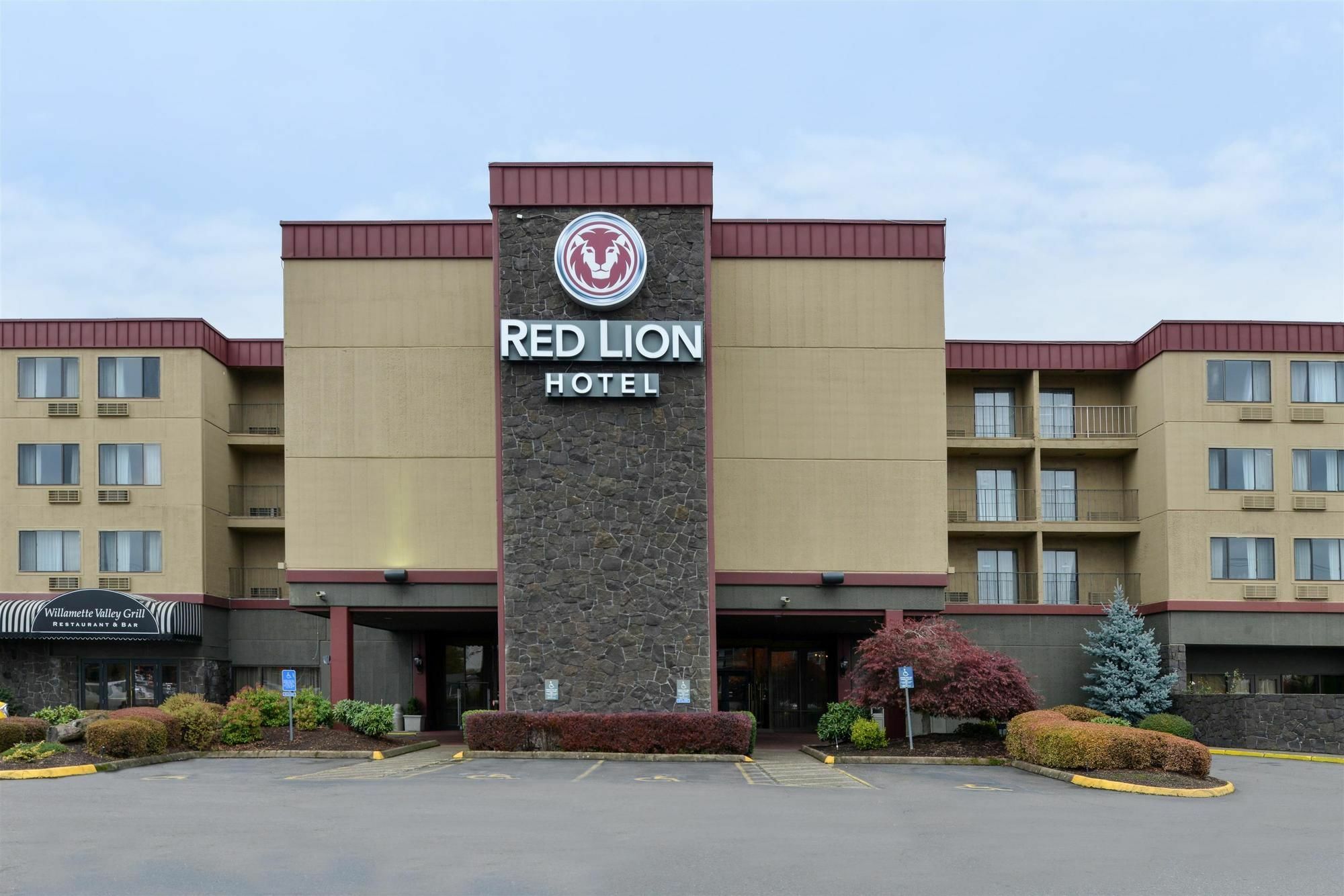 Holiday Inn - Salem, an IHG Hotel Bagian luar foto